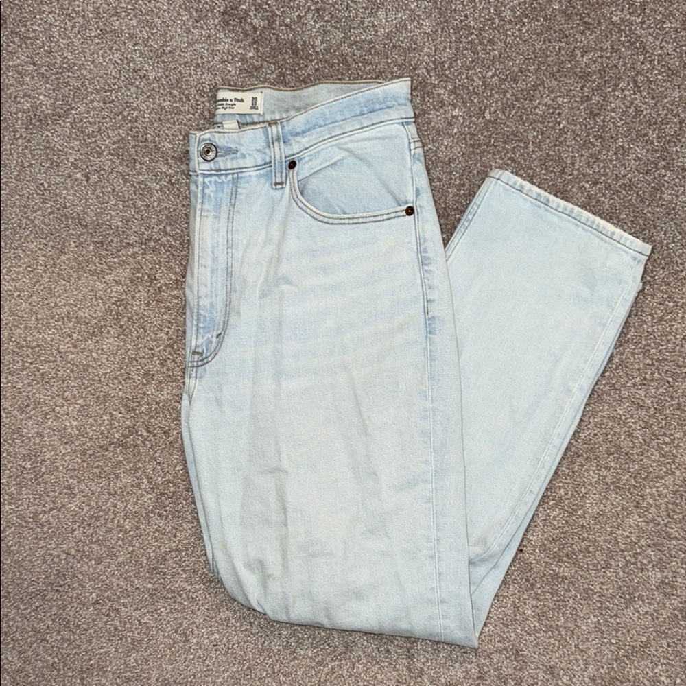 Abercrombie Curve Love Ankle Straight Jeans